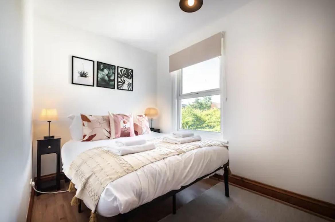 Metropolitan - 2 Bed, Private Parking Apartment, Great Commercial Home From Home Stay! Southampton Exteriör bild